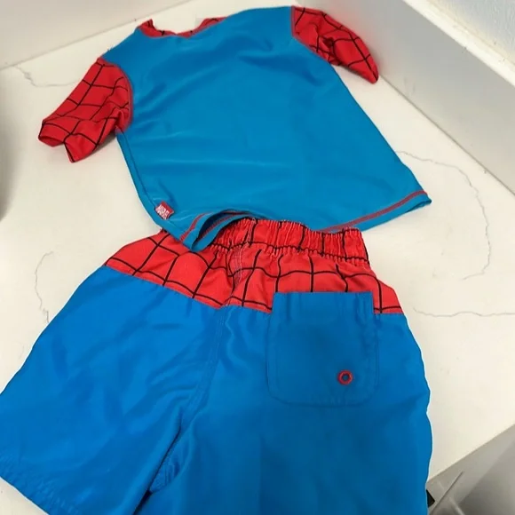 Marvel Spider-Man swimsuit, size 3 (3T) - Picture 4 of 4